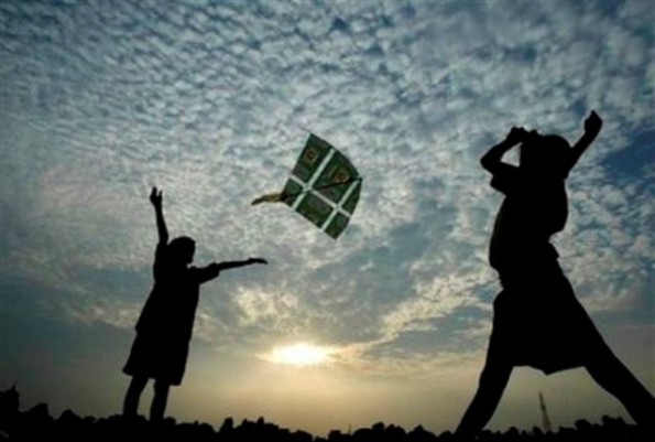 fly-kite-bhubaneswar-india2